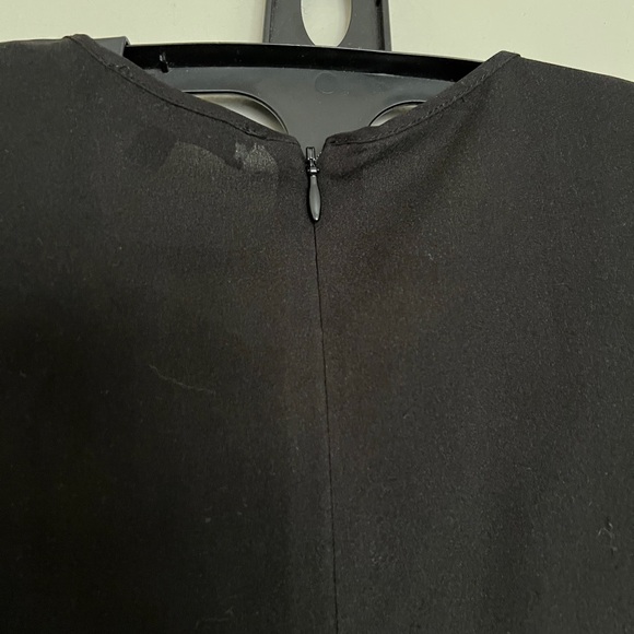 Kenneth Cole top - Picture 5 of 5